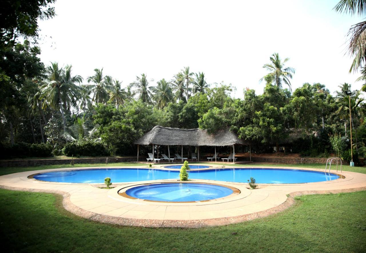 Prince Park Pondicherry Esterno foto